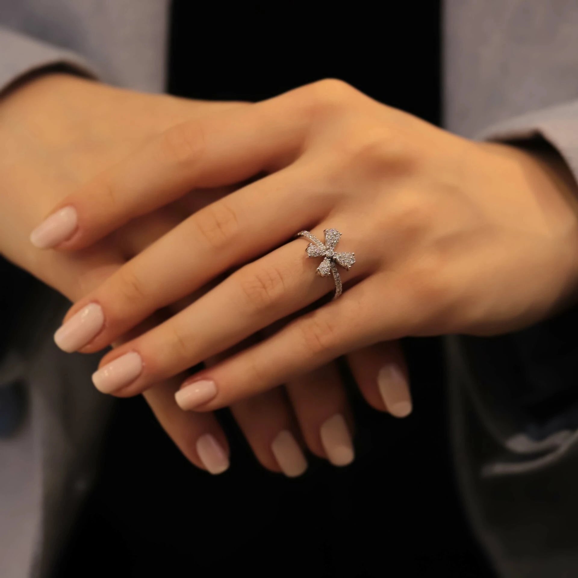 0,53 Karat Tasarım Pırlanta Yüzük "Rüzgar"