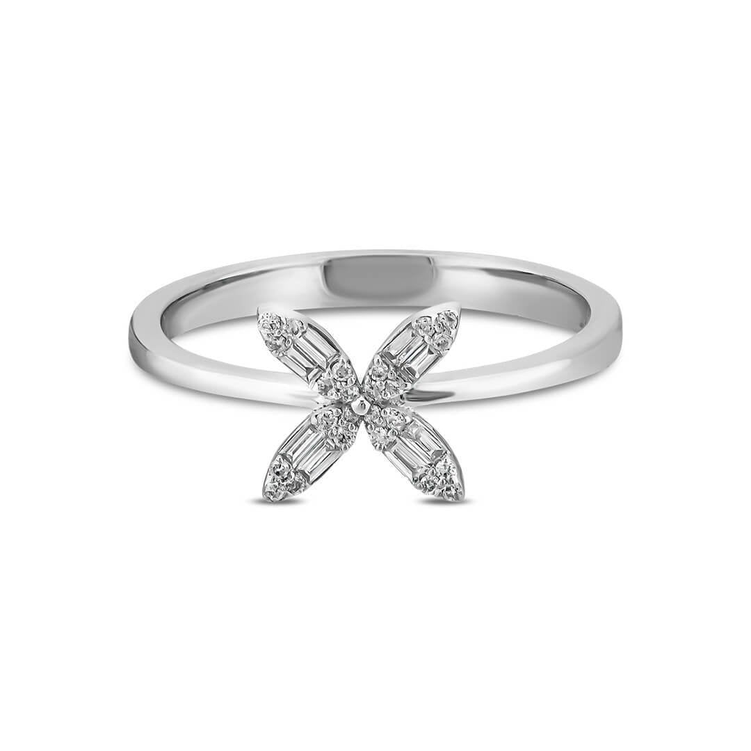 0,13 Karat Tasarım Baget Pırlanta Yüzük