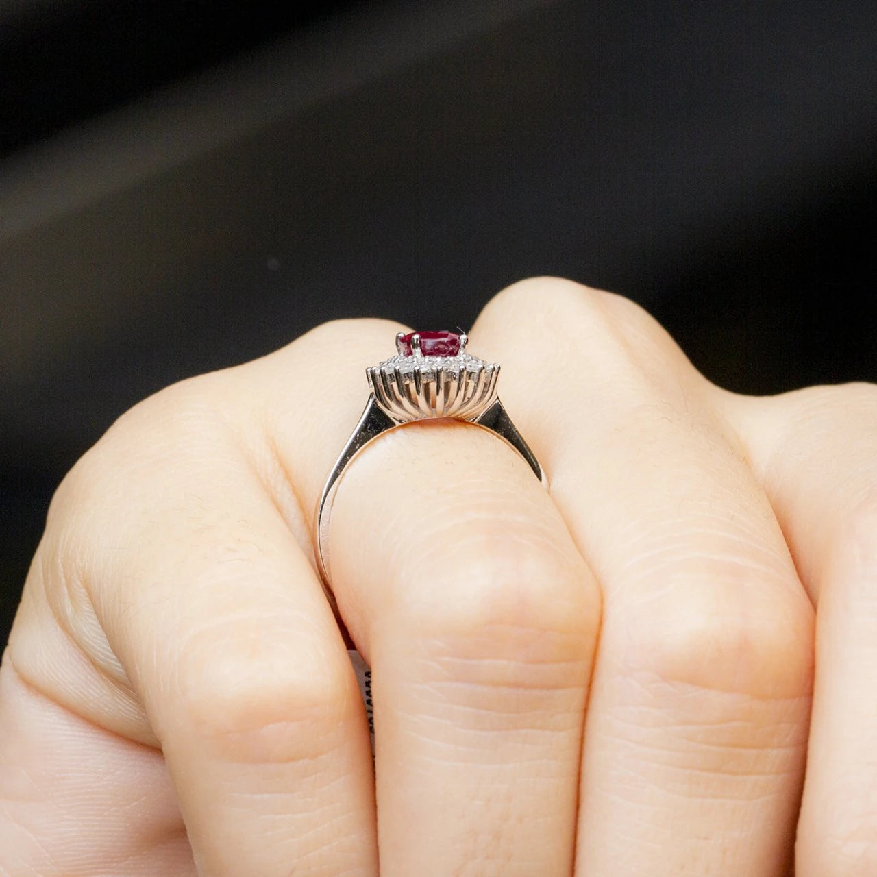 1,50 Karat Pırlantalı Yakut Yüzük