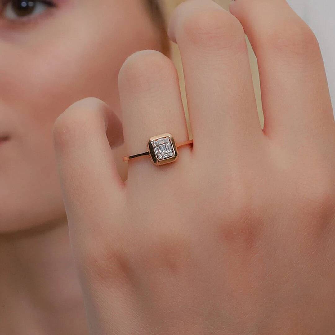 0,15 Karat Baget Pırlanta Yüzük