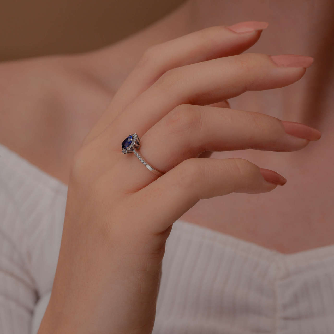 0,70 Karat Pırlantalı Safir Yüzük "Yakamoz"