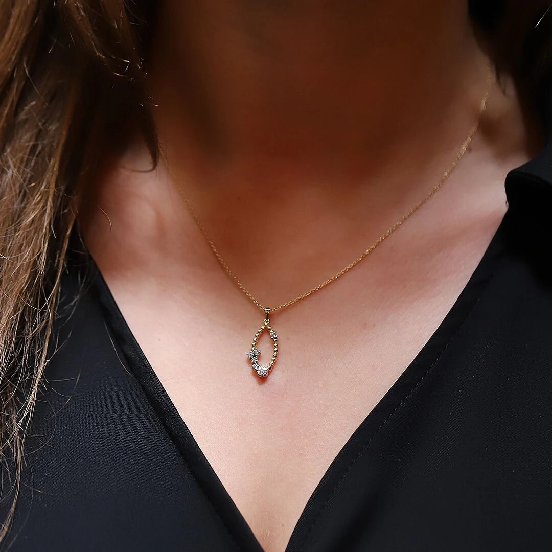 0,18 Karat Tasarım Pırlanta Kolye