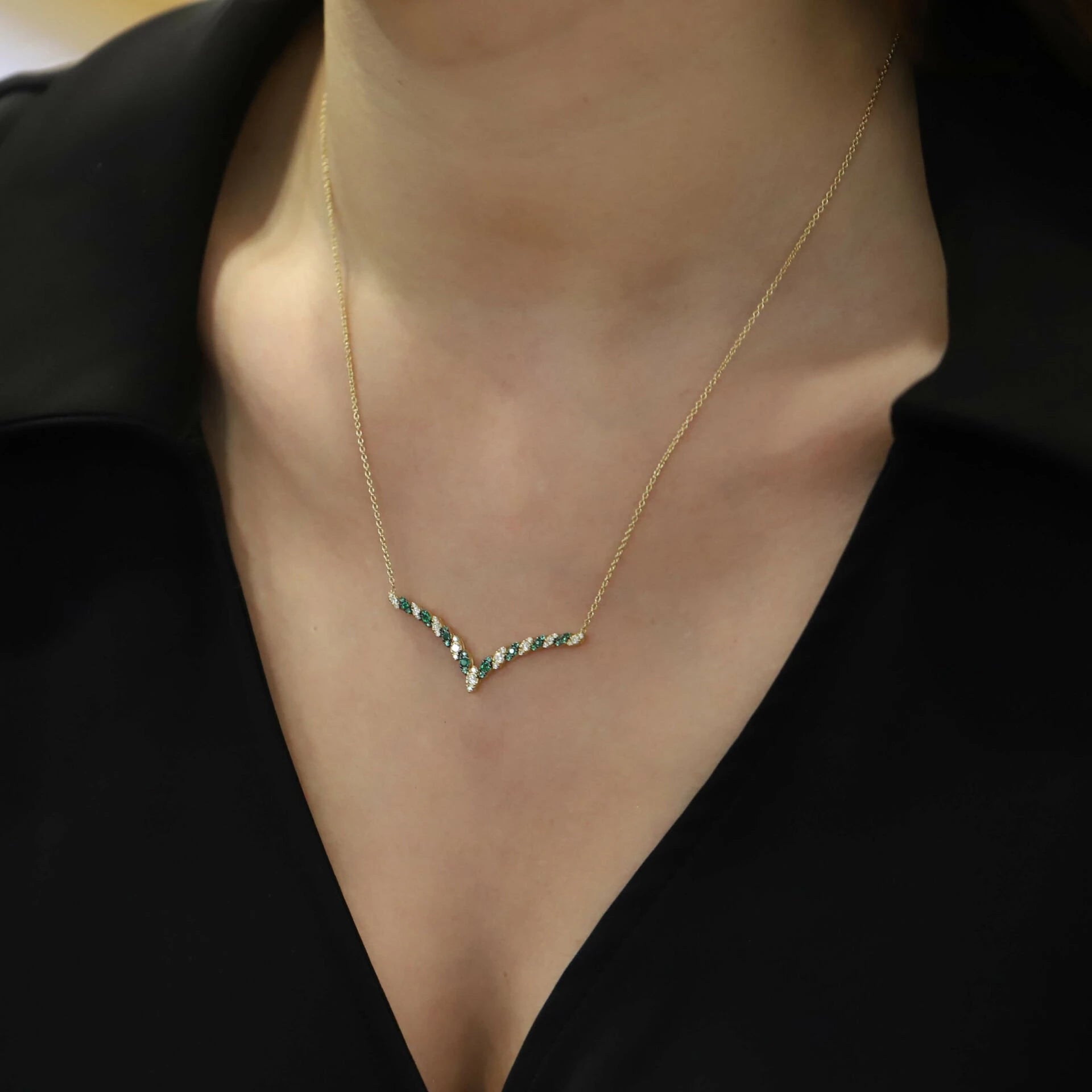 0,51 Karat Tasarım Pırlanta Kolye "Zümrüt"