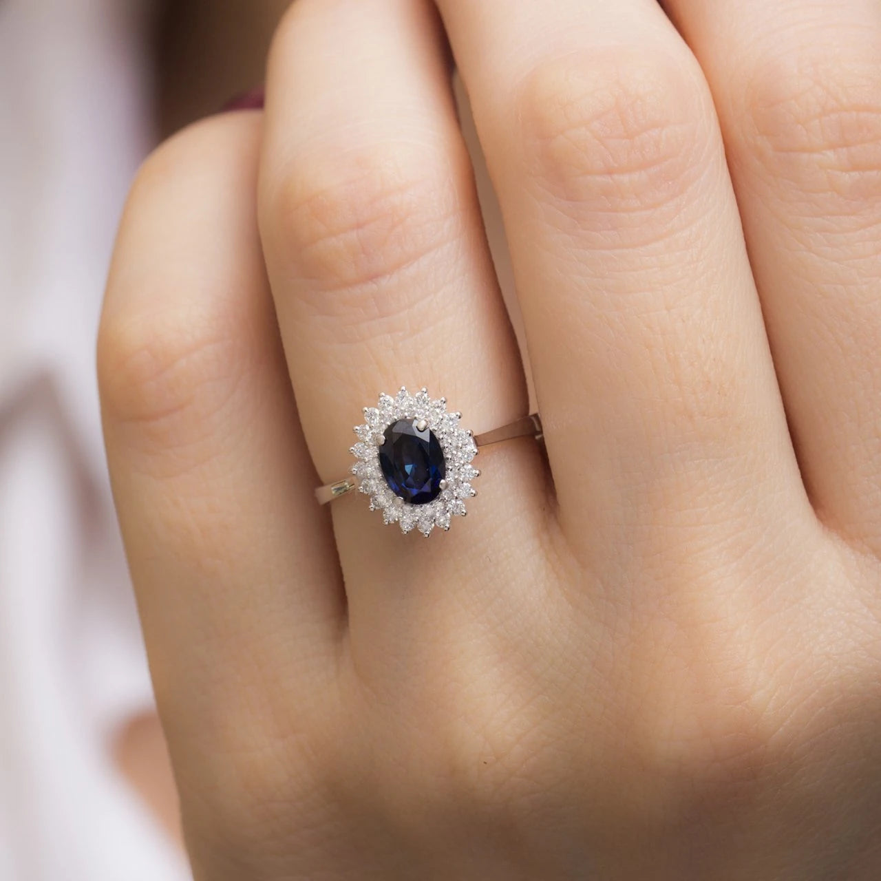 1,33 Karat Pırlantalı Safir Yüzük