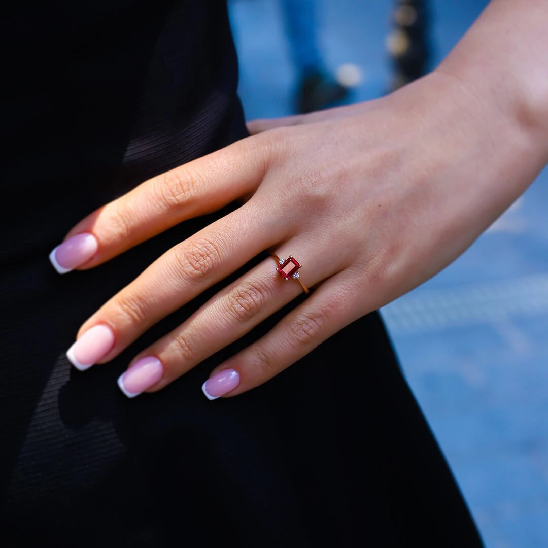 1,20 Karat Pırlantalı Yakut Yüzük