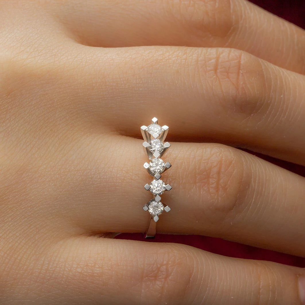 0,45 Karat Beştaş Pırlanta Yüzük "Aysar"