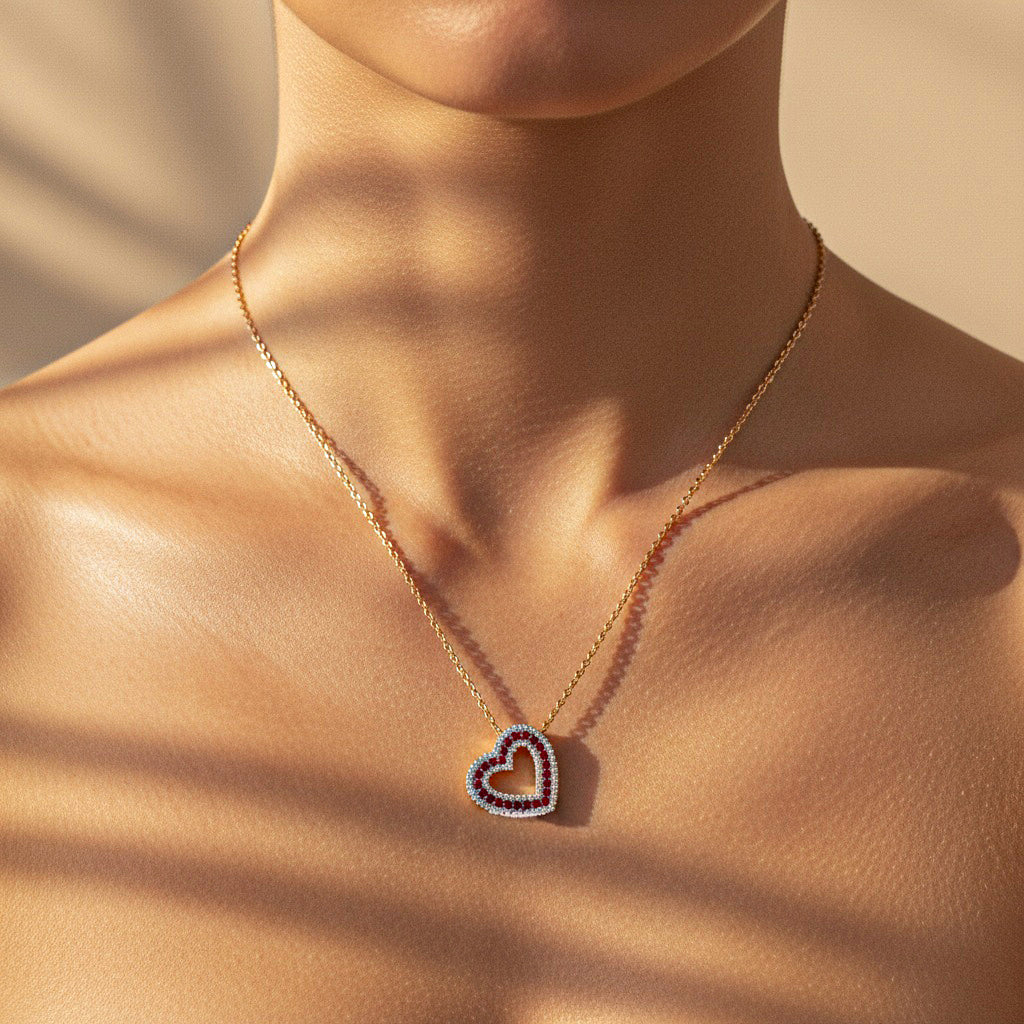 0,69 Karat Pırlantalı Yakut Kalp Kolye