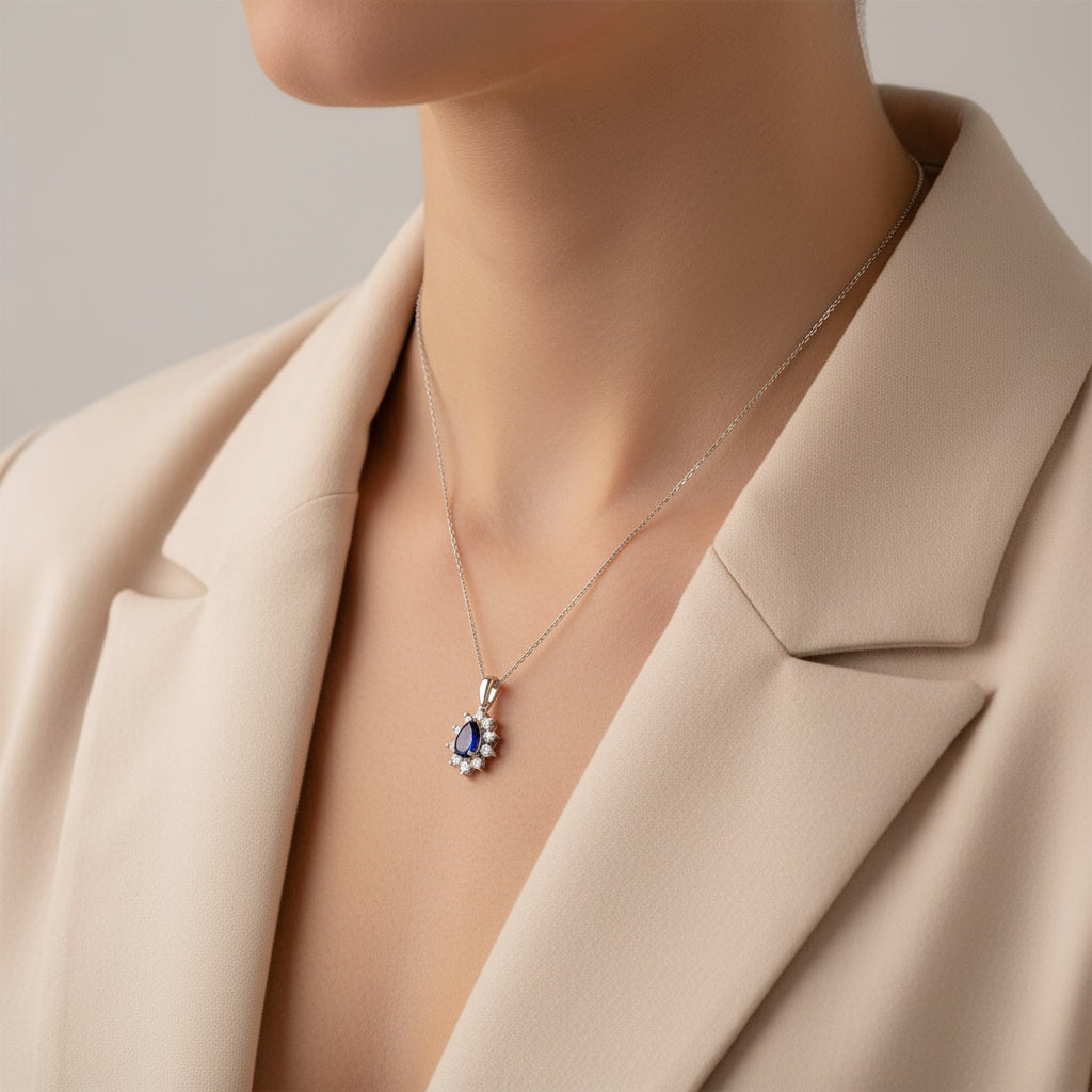 0,77 Karat Pırlantalı Safir Kolye