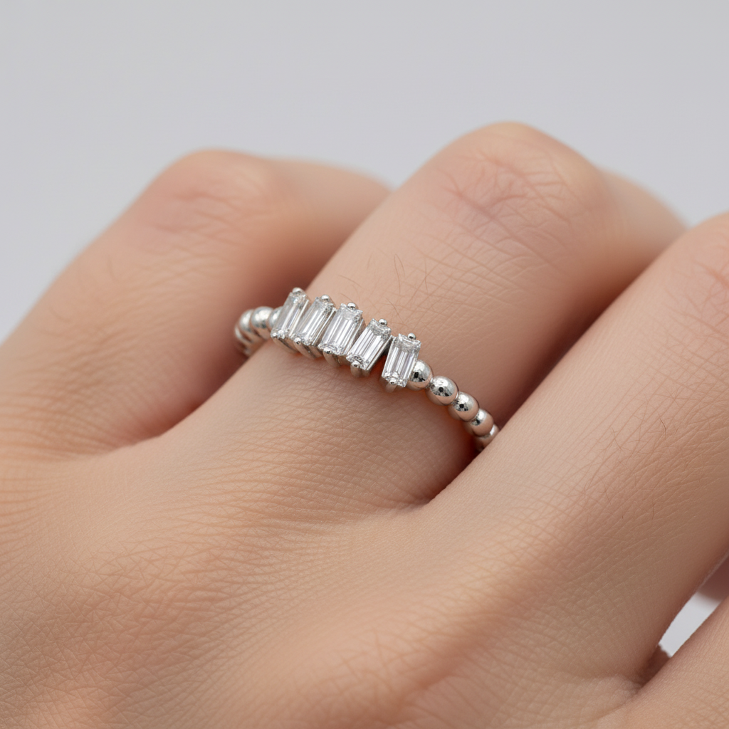 0,13 Tasarım Baget Yüzük Pırlanta