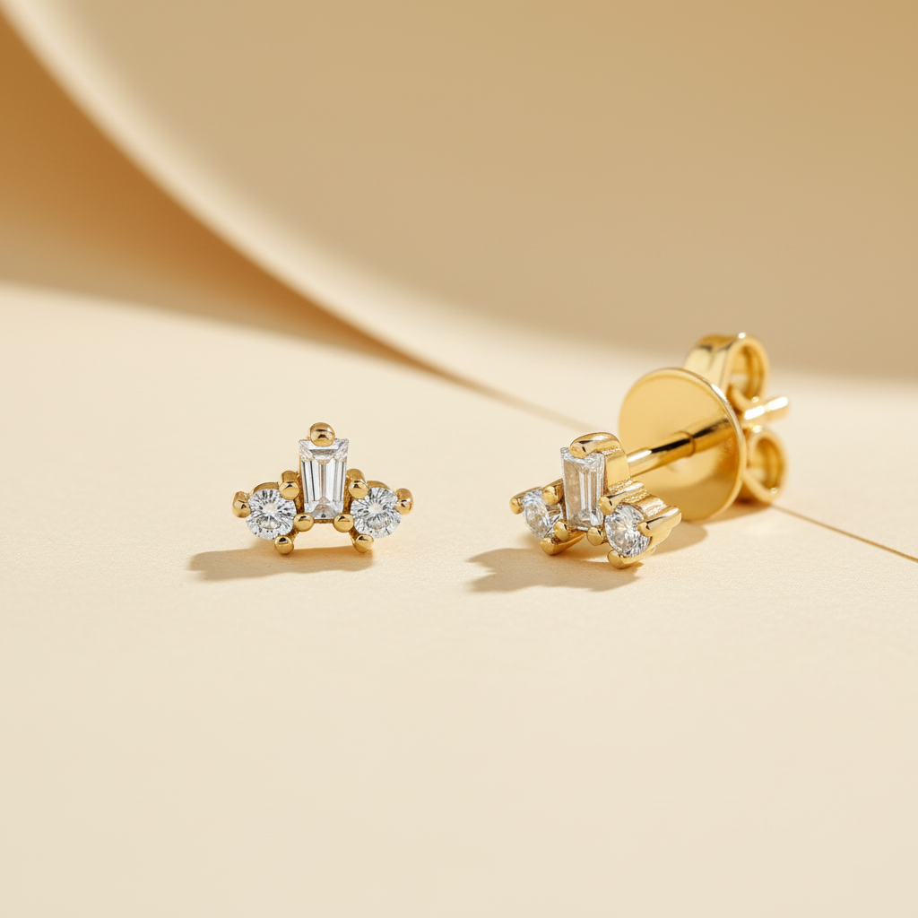 0,07 Karat Pırlanta Küpe