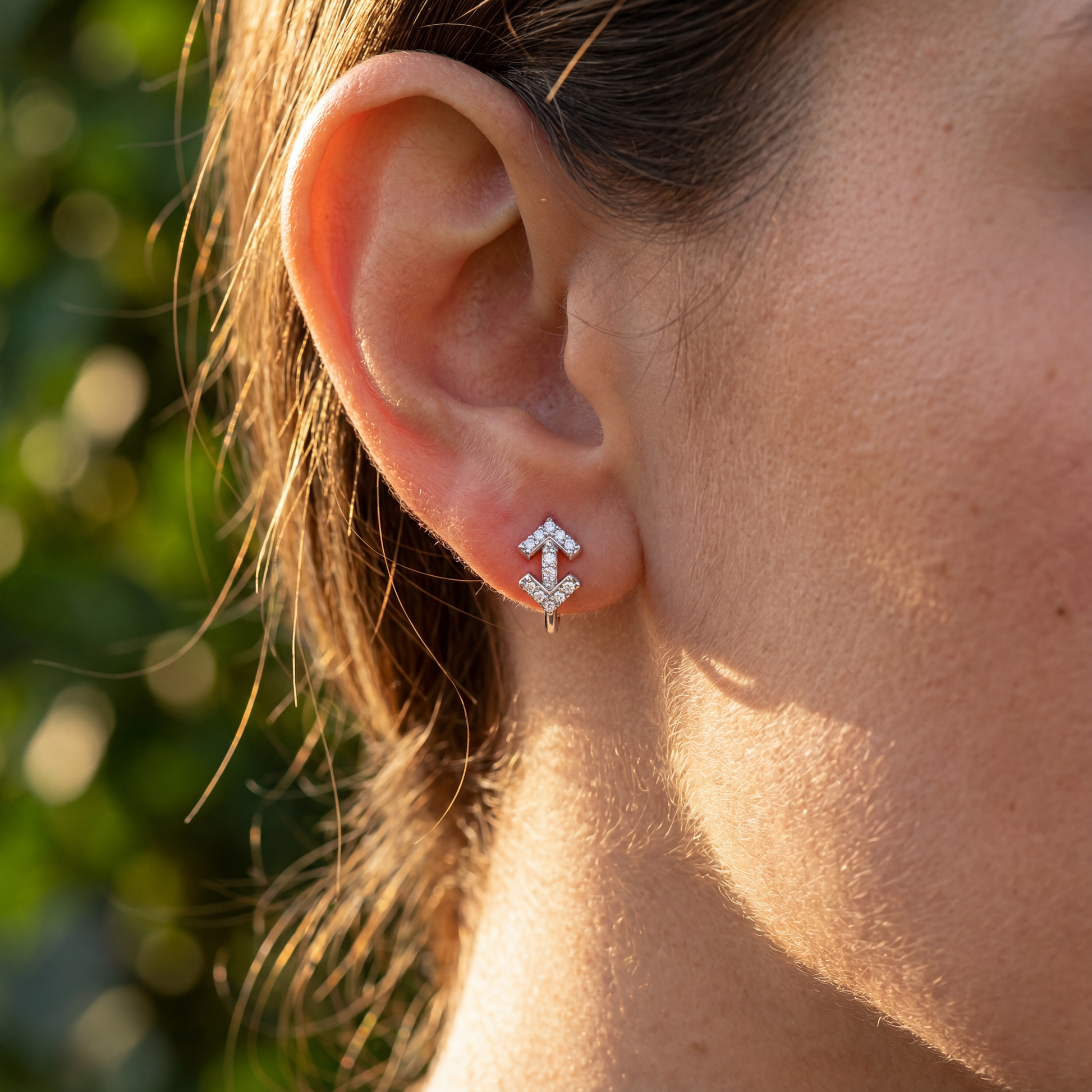 0,09 Karat Pırlanta Halka Küpe