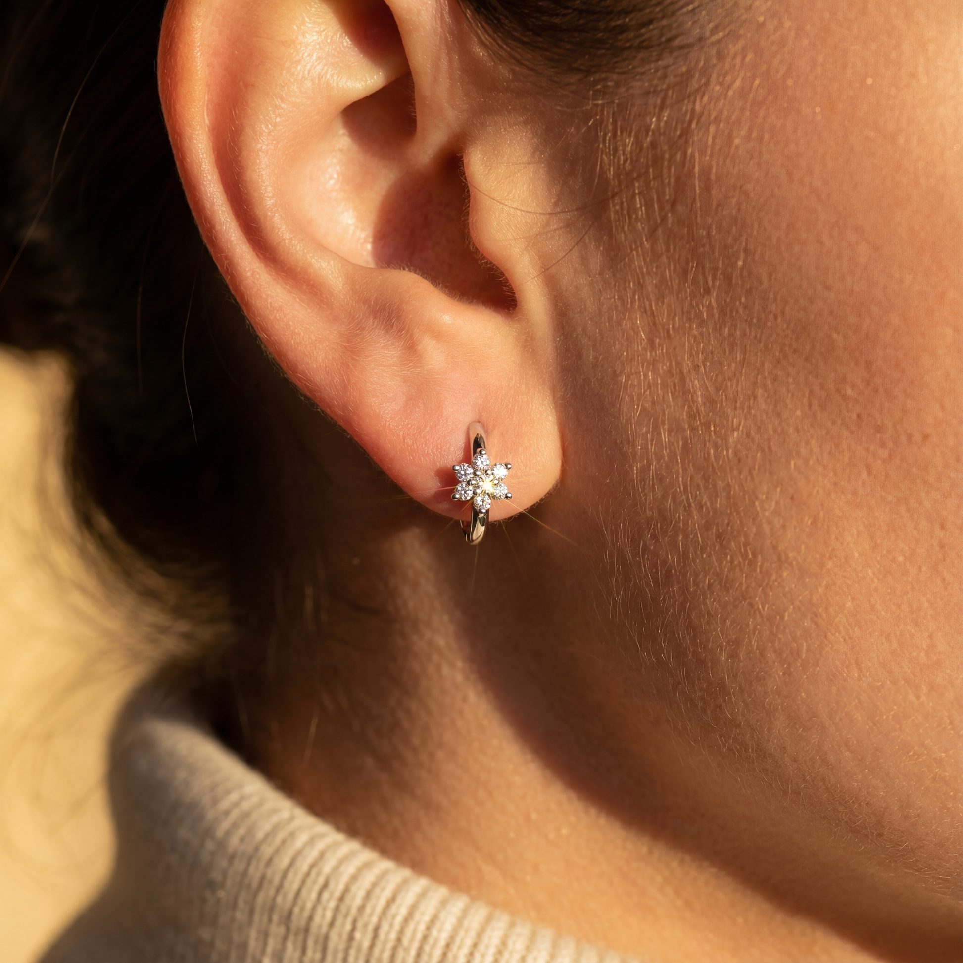 0,11 Karat Pırlanta Halka Küpe