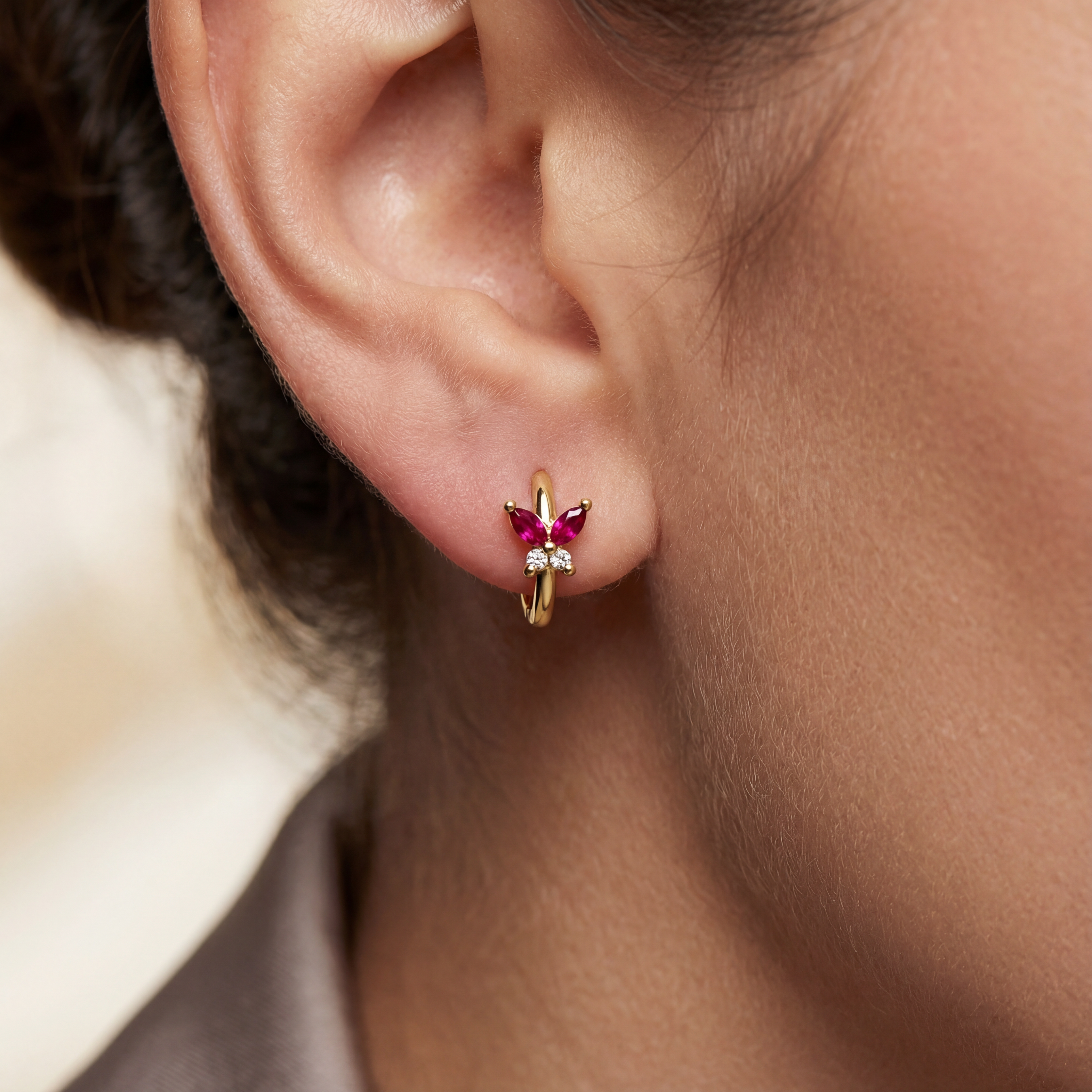 0,21 Karat Pırlanta Halka Küpe