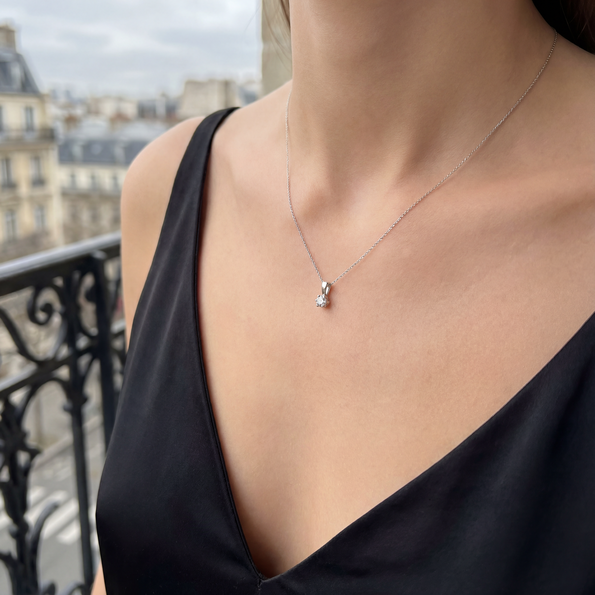 0,22 Karat Pırlanta Tektaş Kolye